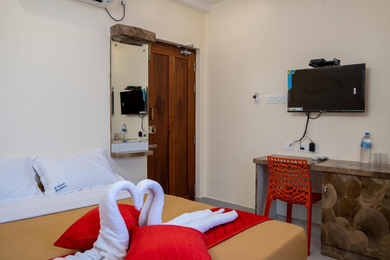 Le Suresh Guest House Pondicherry Exterior foto